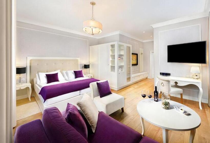 סוויטה קלאסית, Lomnica