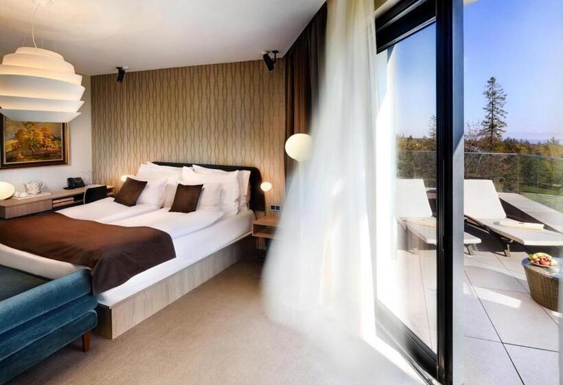 סוויטה, Lomnica