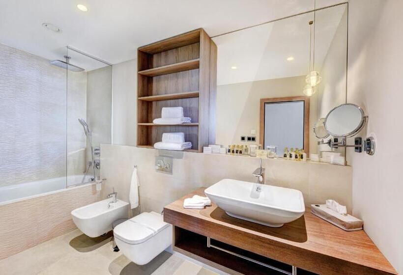 סוויטה, Lomnica