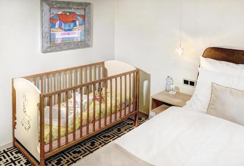 חדר סטנדרט, Lomnica