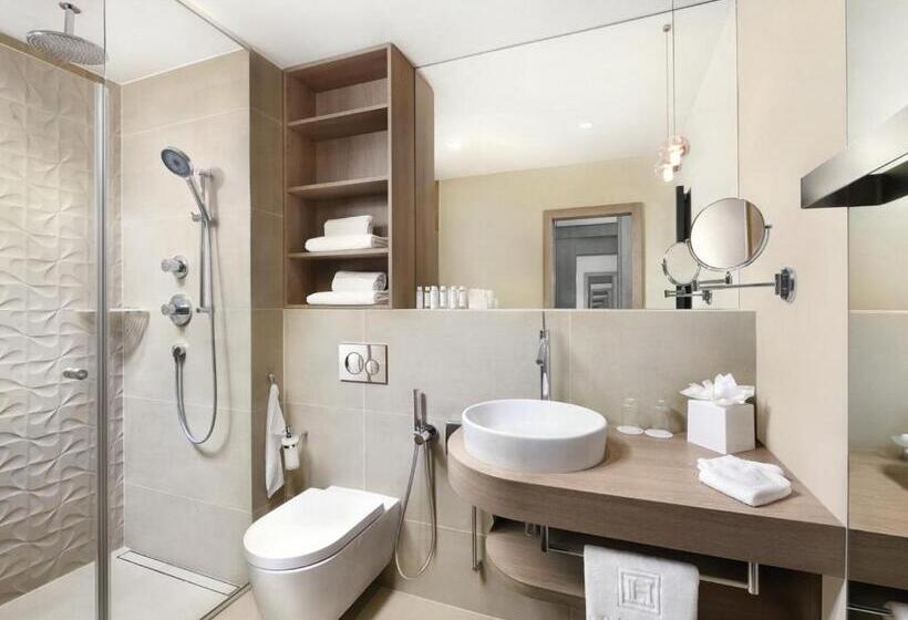 חדר סטנדרט, Lomnica