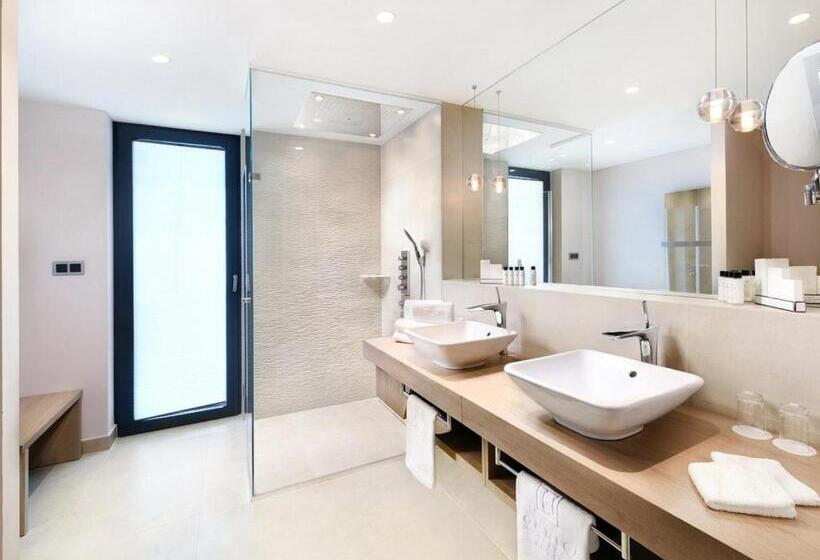 סוויטה, Lomnica