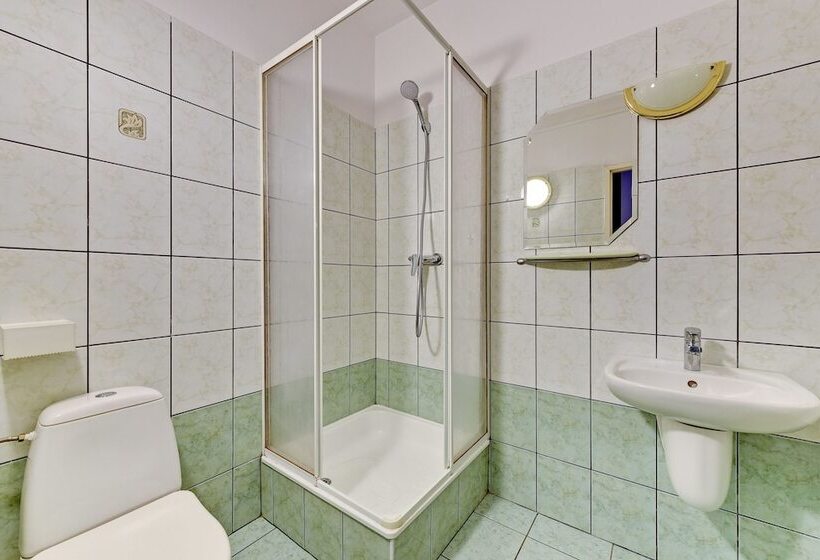 Pokój Standard Wspólna Łazienka, Nice Rooms   Pokoje Gościnne