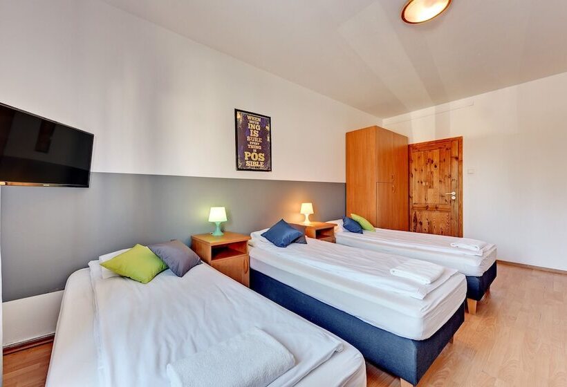 חדר סטנדרט לארבעה, Nice Rooms   Pokoje Gościnne