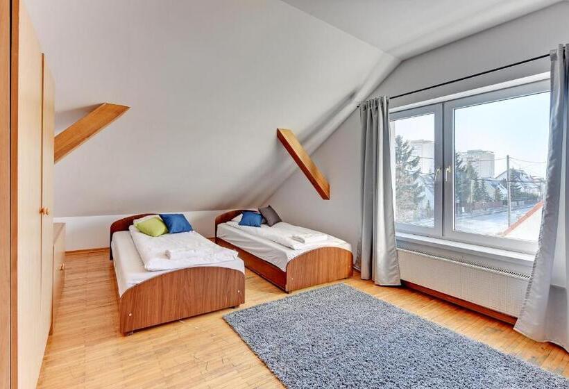 חדר סטנדרט לארבעה, Nice Rooms   Pokoje Gościnne