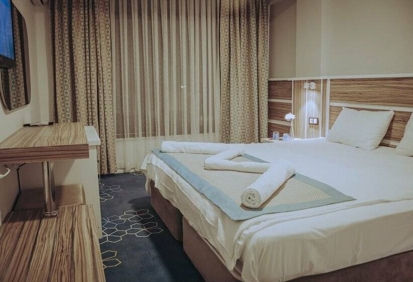 חדר סופריור נוף לגינה, Pirlanta Butik