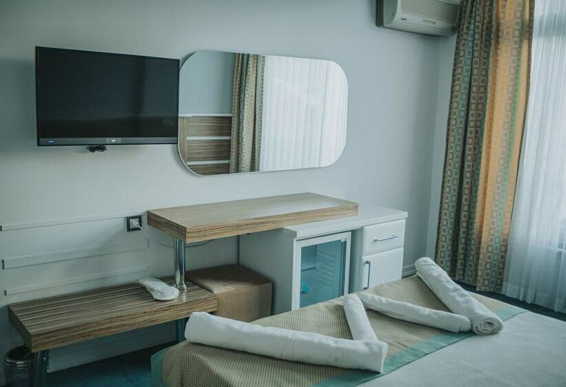 חדר סופריור נוף לגינה, Pirlanta Butik