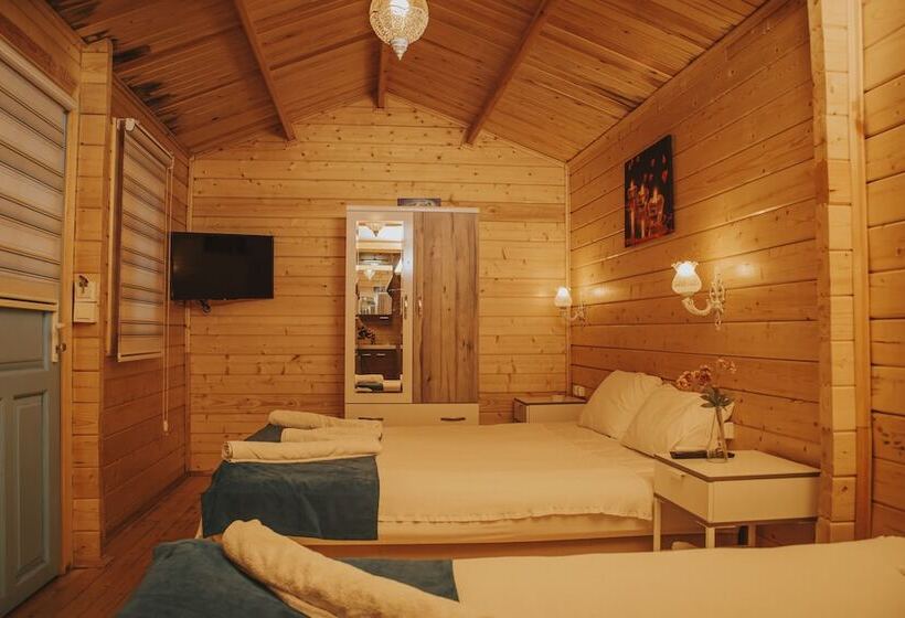 בונגלו משפחתי, Pirlanta Butik