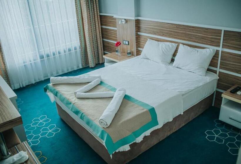 חדר סופריור נוף לגינה, Pirlanta Butik