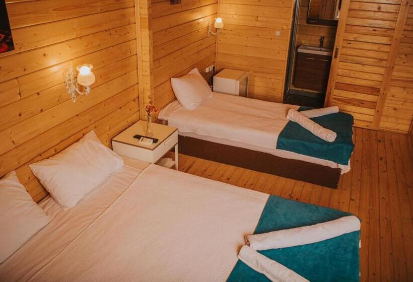 בונגלו משפחתי, Pirlanta Butik