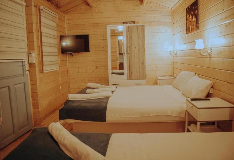 בונגלו משפחתי, Pirlanta Butik