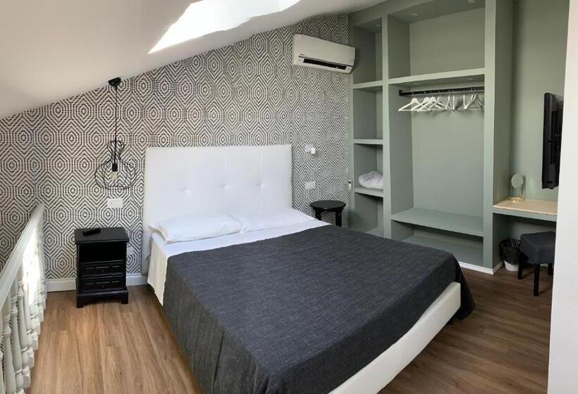 استودیوی سوپریور, Residence Cavour 63