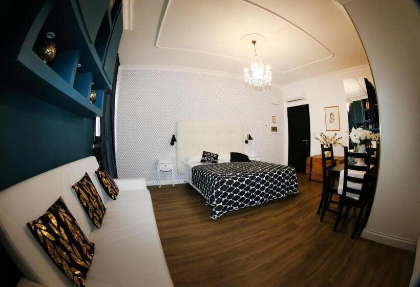استودیوی استاندارد, Residence Cavour 63
