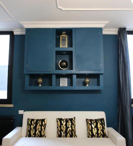 استودیوی استاندارد, Residence Cavour 63