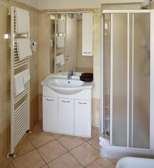 اتاق دوبلکس, Residence Cavour 63