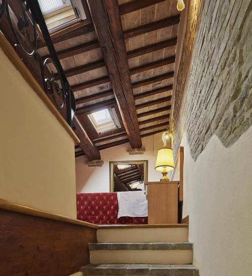 اتاق دوبلکس, Residence Cavour 63