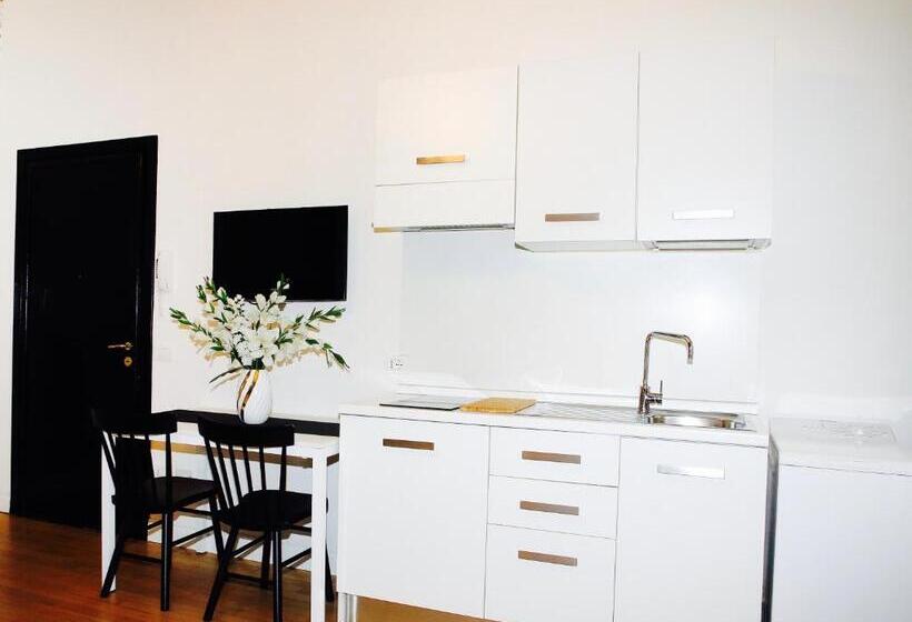 آپارتمان 1 خوابه, Residence Cavour 63