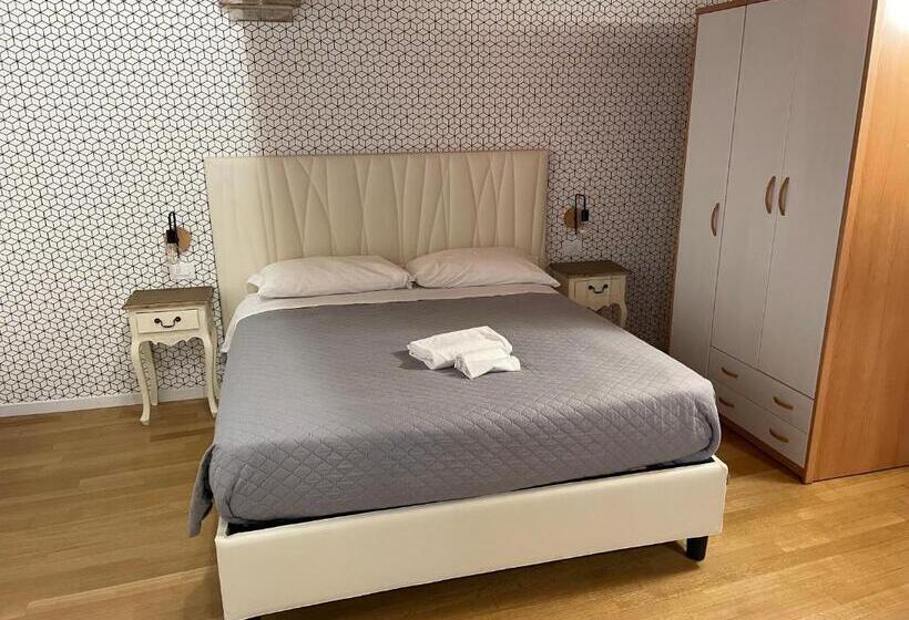 آپارتمان 1 خوابه با بالکن, Residence Cavour 63