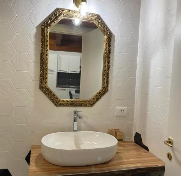 آپارتمان 1 خوابه با بالکن, Residence Cavour 63