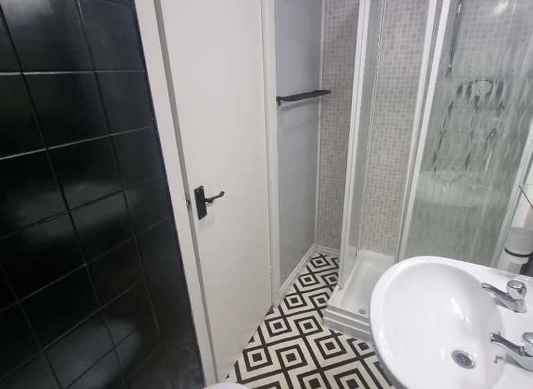 Номер Стандарт Трехместный, Palm Beach Hotel By The Sea