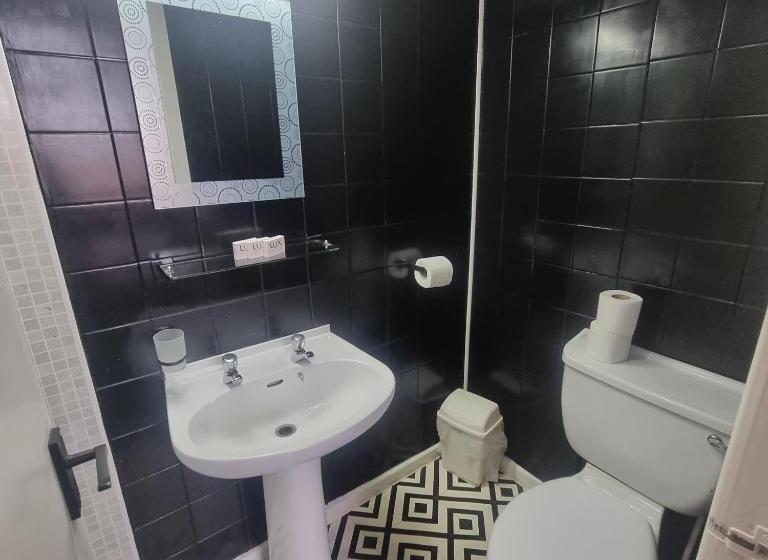 Номер Стандарт Трехместный, Palm Beach Hotel By The Sea