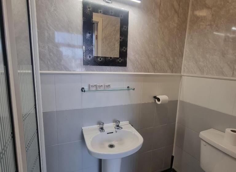 Номер Стандарт Трехместный, Palm Beach Hotel By The Sea