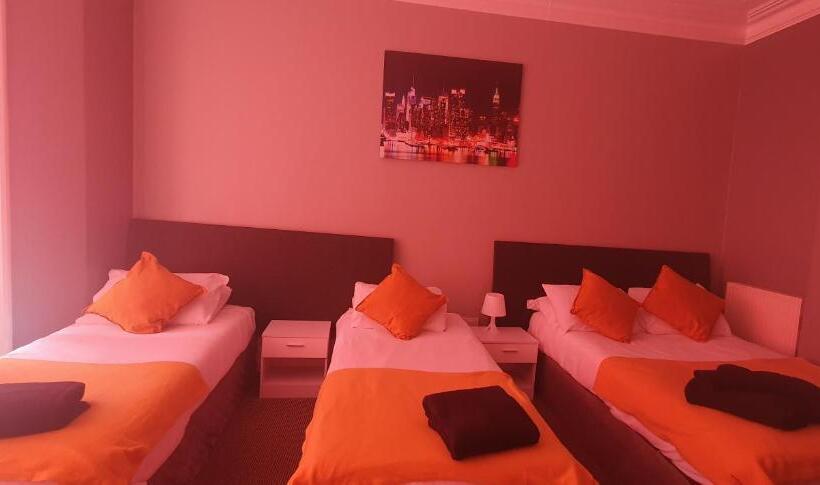 Семейный Номер, Palm Beach Hotel By The Sea