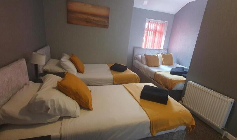 Семейный Номер, Palm Beach Hotel By The Sea