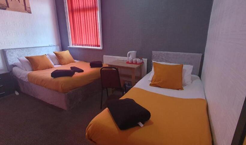 Номер Стандарт Трехместный, Palm Beach Hotel By The Sea