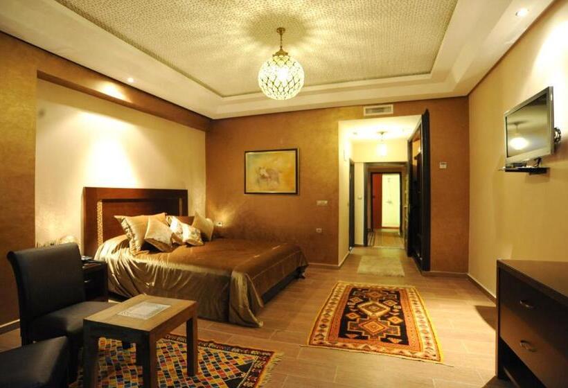 발코니 디럭스 룸, Collier De La Colombe