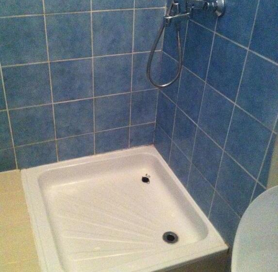 غرفة قياسية مطلّة علي البحر مزوَّدة بتراس, Pension More