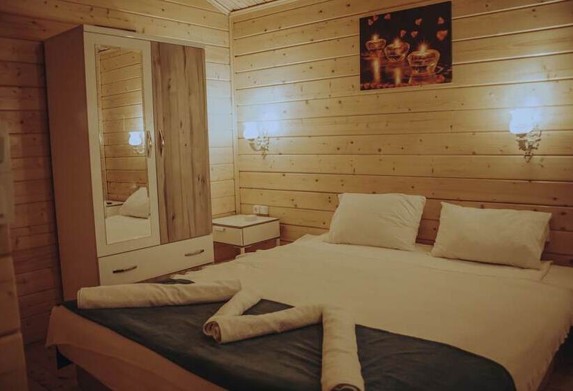 בונגלו משפחתי, Pirlanta Butik