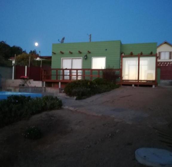 オーシャンビュースイート, Cabañas Barrachina, Punta De Tralca