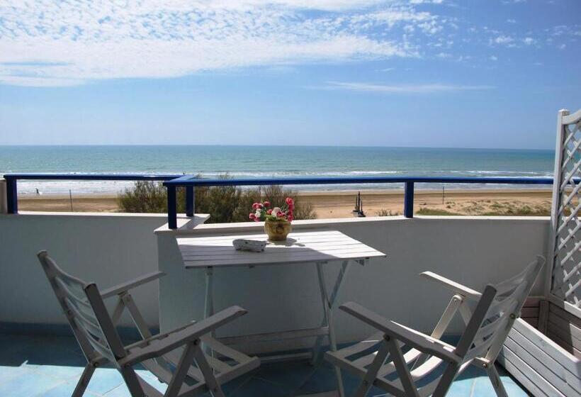 Triple Room Sea View, Miramare