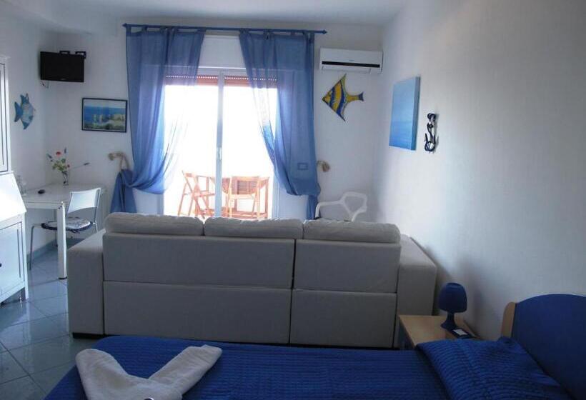 Triple Room Sea View, Miramare