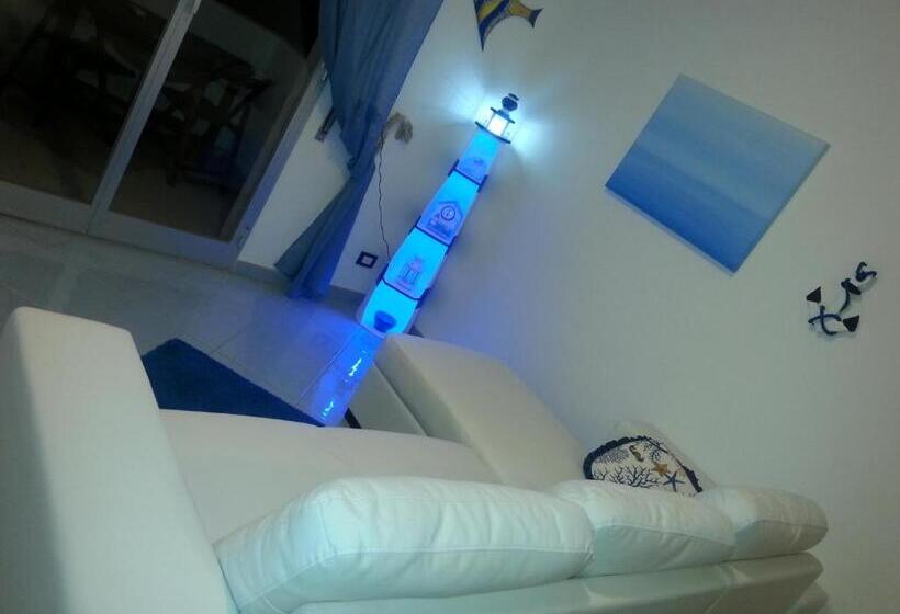 Triple Room Sea View, Miramare