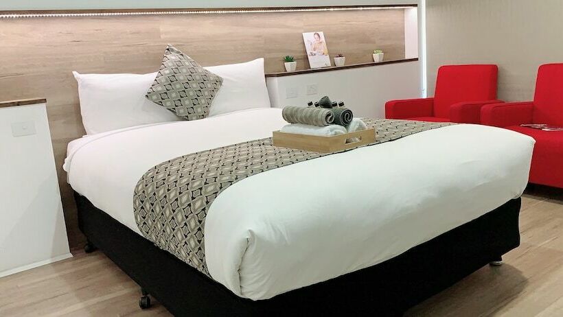 Номер Deluxe, Elm Motel