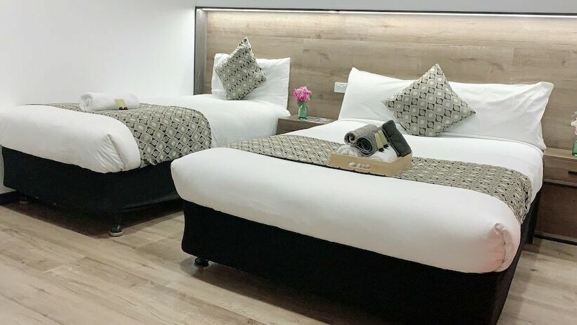 Номер Deluxe, Elm Motel