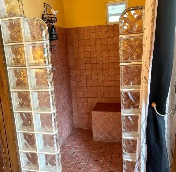 اتاق استاندارد با چشم‌انداز باغ, Esperanza Inn Guesthouse
