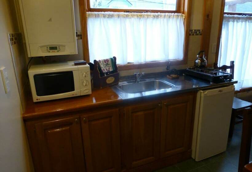 2ベッドルームアパートメント, La Posta Apart