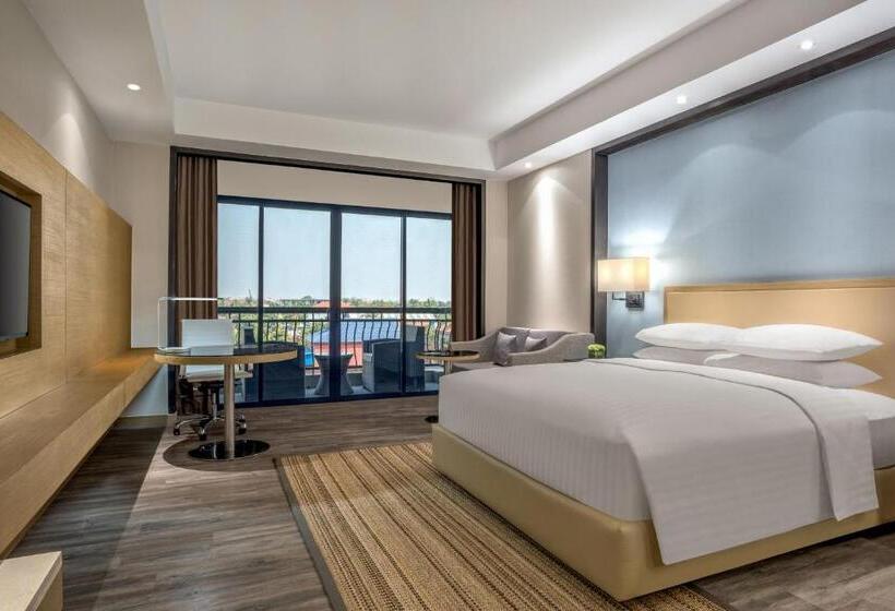 غرفة ديلوكس سرير كينج, Courtyard By Marriott Siem Reap Resort