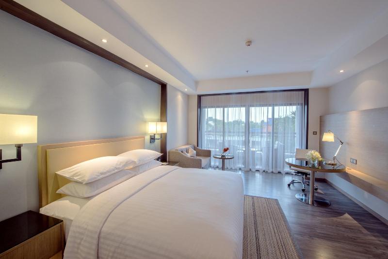غرفة ديلوكس سرير كينج, Courtyard By Marriott Siem Reap Resort