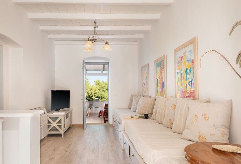 Люкс Вид на Море, Four Seasons Hydra Luxury Suites