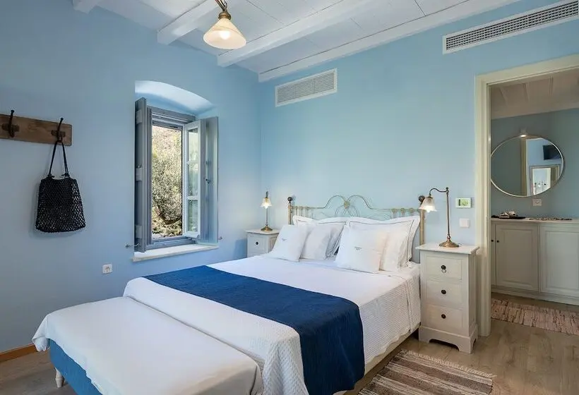 オーシャンビュースタンダードルーム, Four Seasons Hydra Luxury Suites
