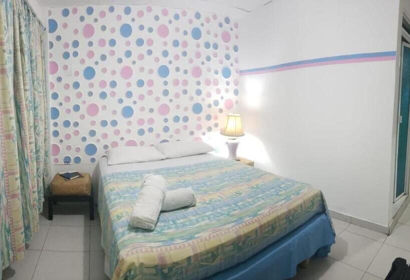 발코니 디럭스 룸, Posada Nativa Trinsan Centro