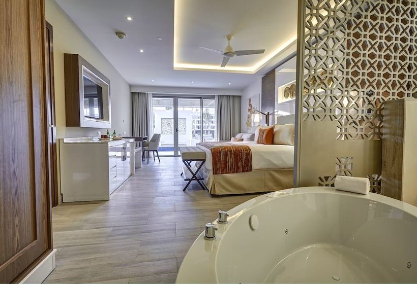 سوییت جونیور لوکس, Royalton Bavaro, An Autograph Collection Allinclusive Resort & Casino