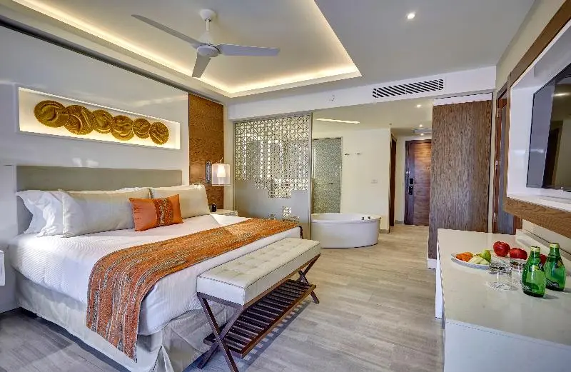 Deluxe Junior Suite Sea View