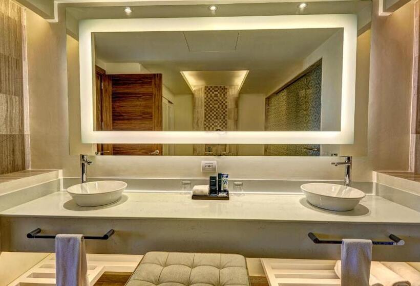 سوئیت ریاست جمهوری 2 خوابه, Royalton Bavaro, An Autograph Collection Allinclusive Resort & Casino