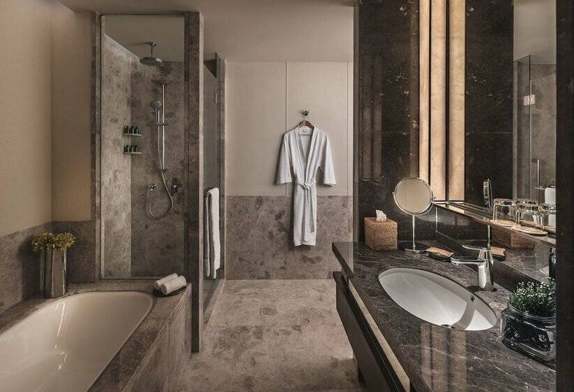 Номер Deluxe Вид на Озеро, Shangrila Colombo