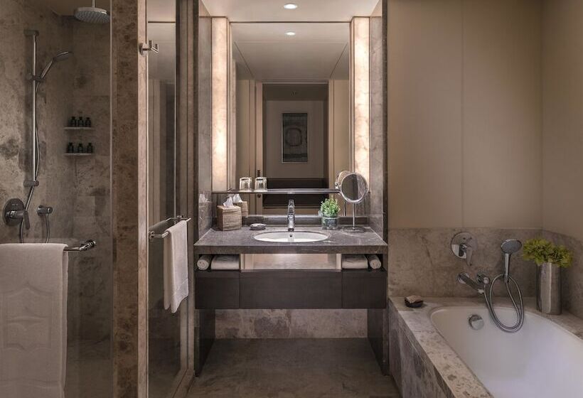 발코니가 있는 프리미엄 룸, Shangrila Colombo